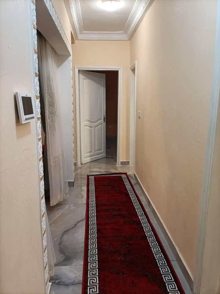 Residence Ambassa Etienne & Therese Яунде Экстерьер фото
