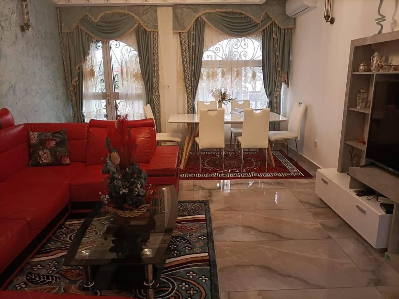 Residence Ambassa Etienne & Therese Яунде Экстерьер фото